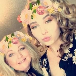 Meet your Posher, Mindy